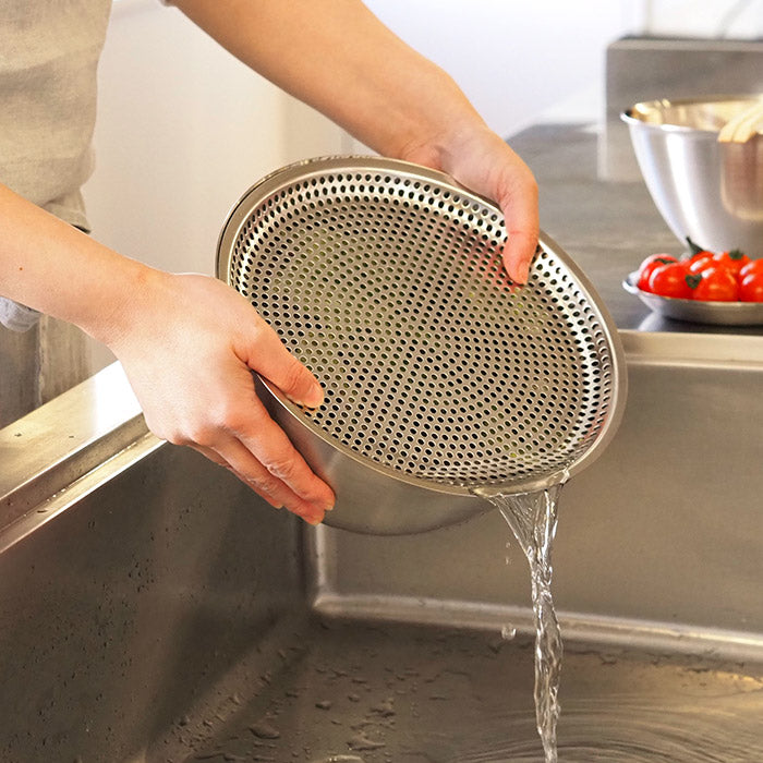 conte Stainless Steel MAKANAI Bowl and Flat Strainer Set 220