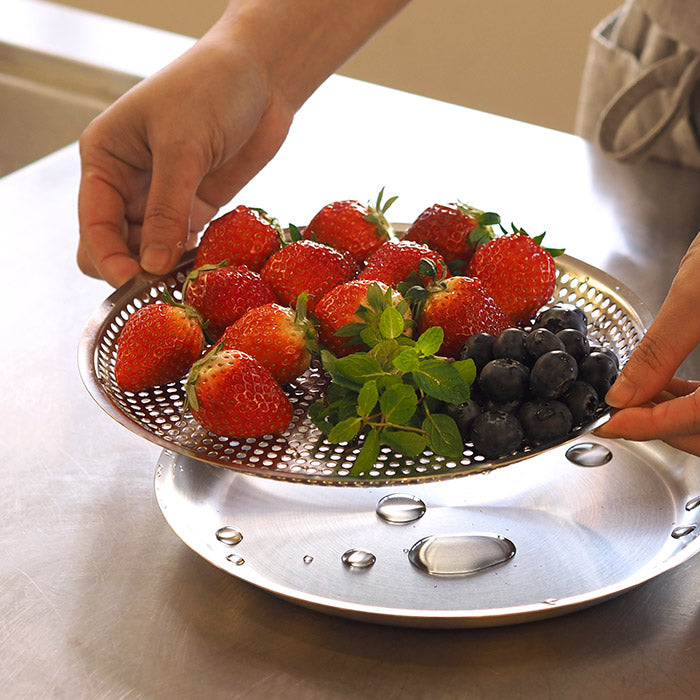 conte Stainless Steel MAKANAI Bowl and Flat Strainer Set 180