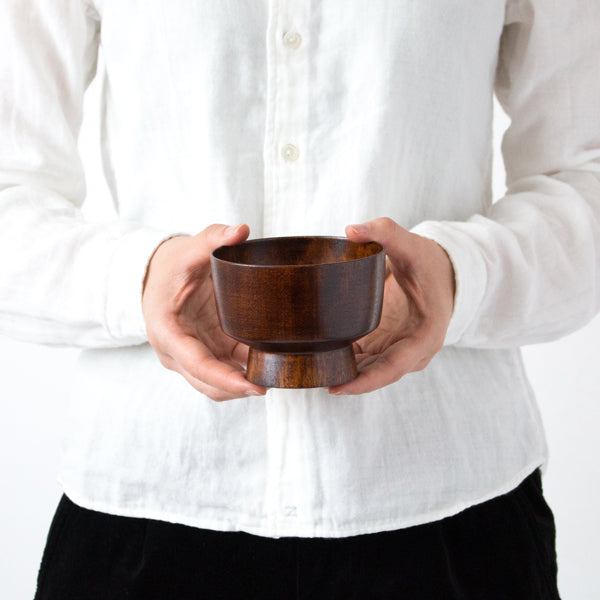 rokurosha-handcrafted-soup-bowl-urushi-brown-2