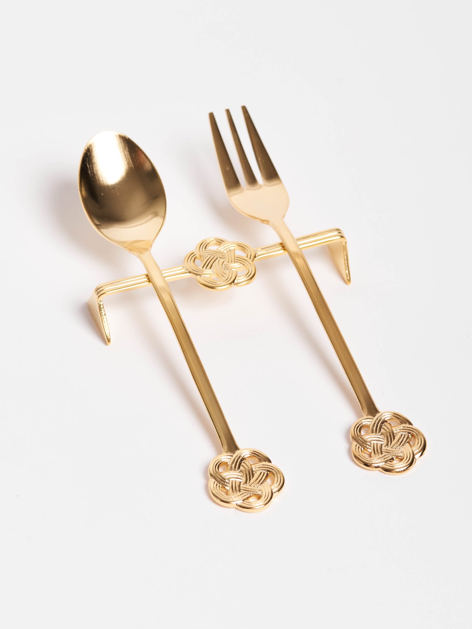 tsubame-sanjo-mizuhiki-tiny-gold-spoon-and-fork-with-rest-3-piece-set-2