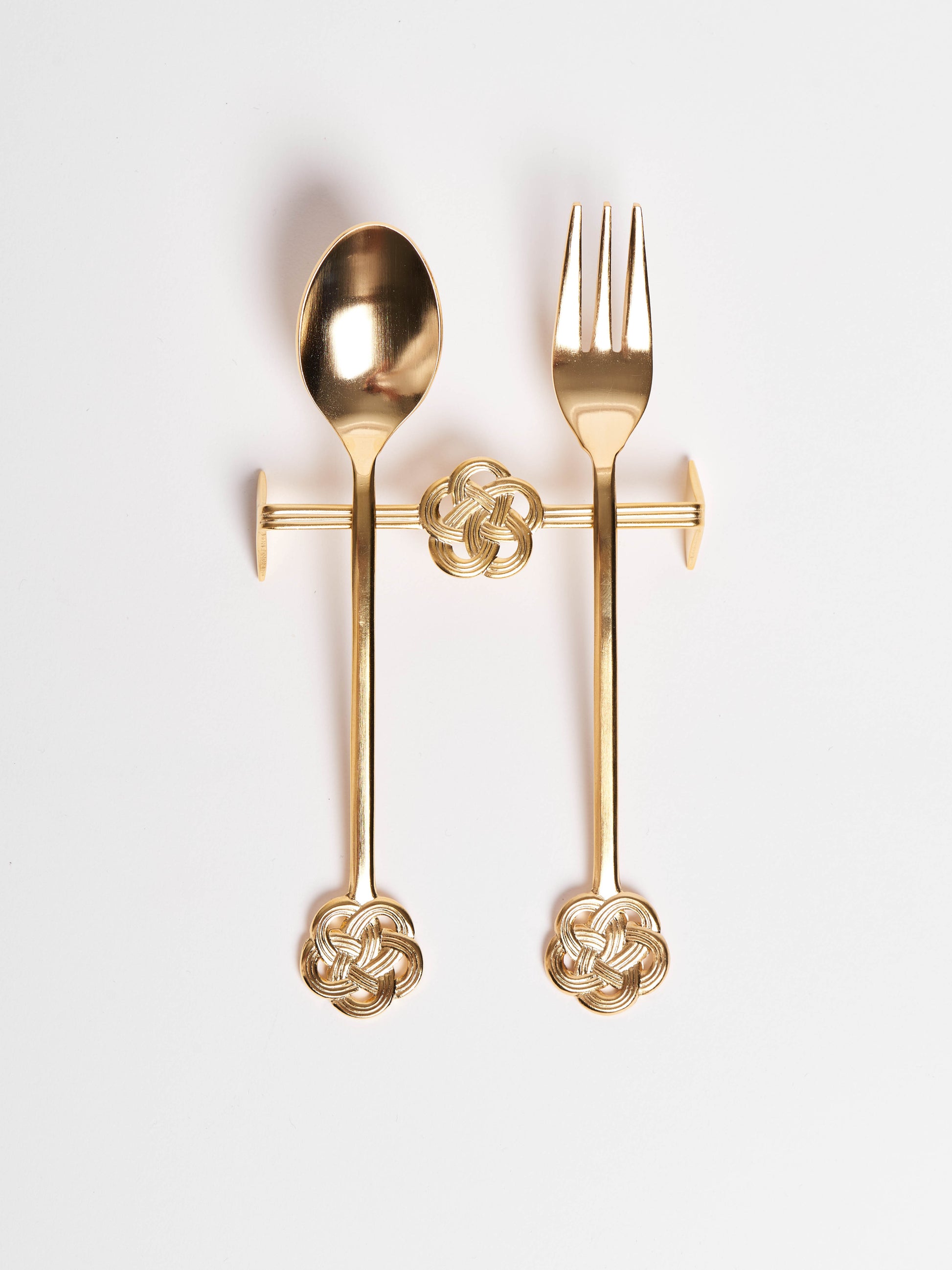 tsubame-sanjo-mizuhiki-tiny-gold-spoon-and-fork-with-rest-3-piece-set-1