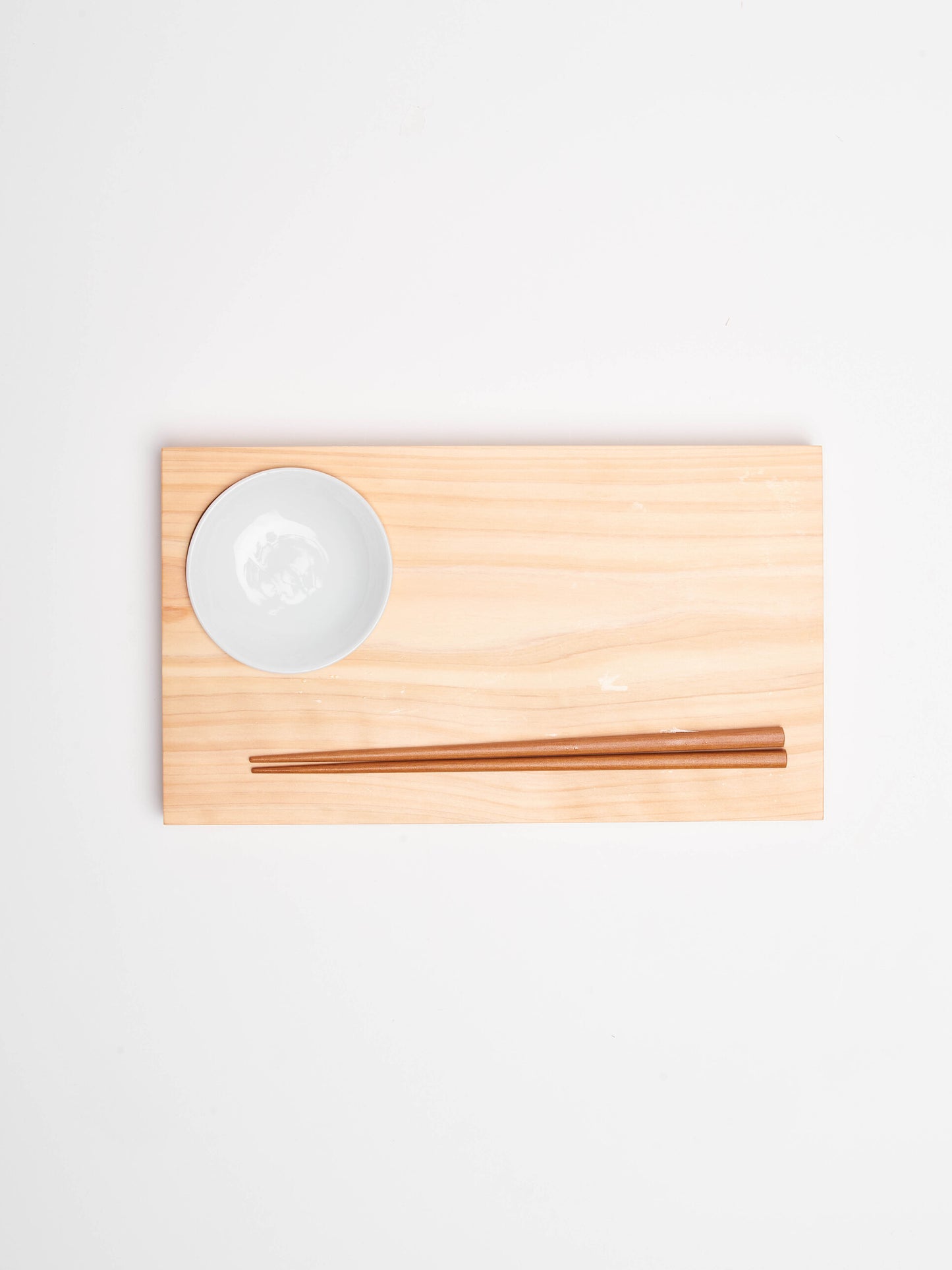shimanto-hinoki-sushi-tray-with-round-dish−1