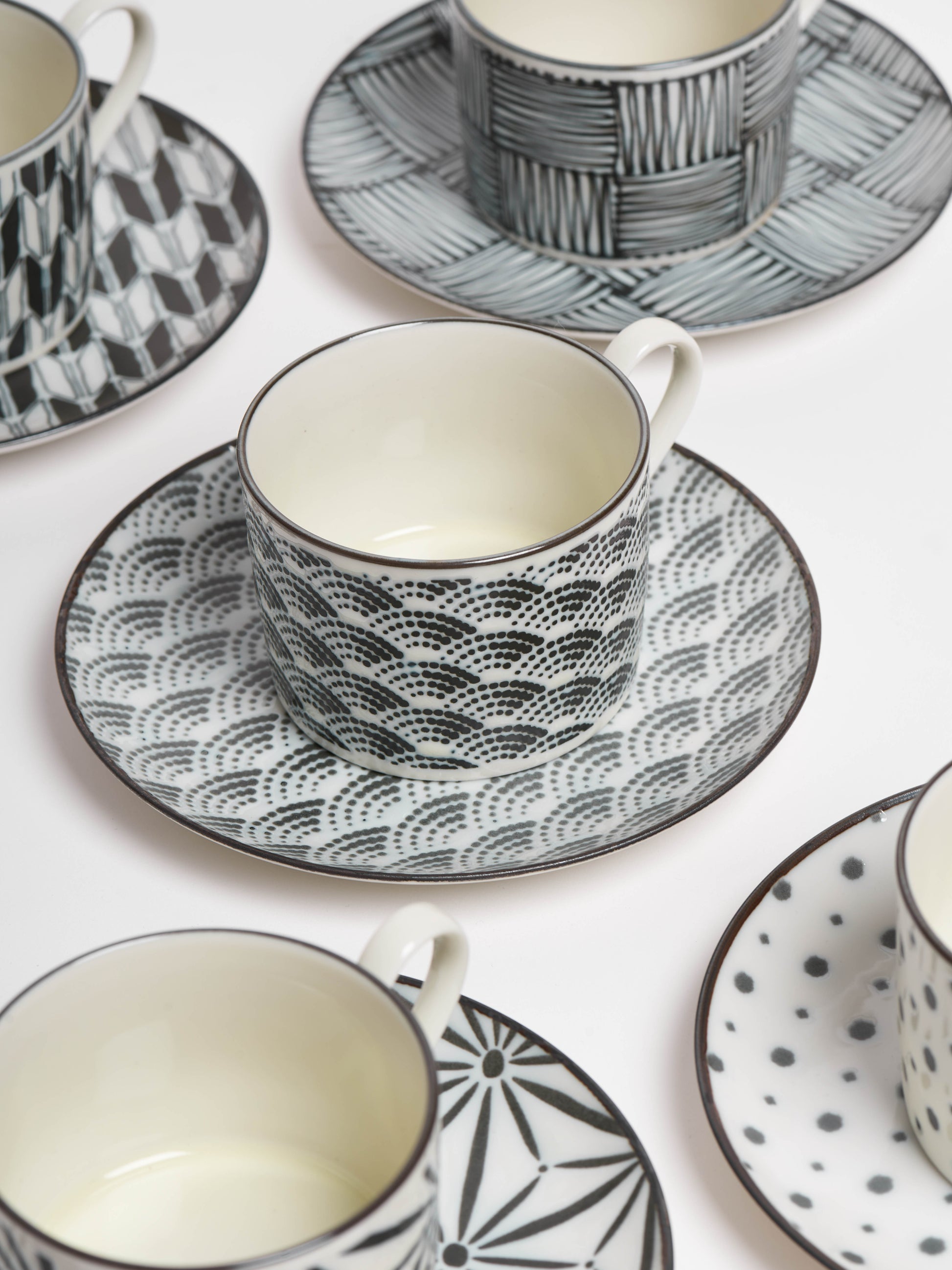mino-ware-coffee-cup-and-plate-gift-set-of-5-2