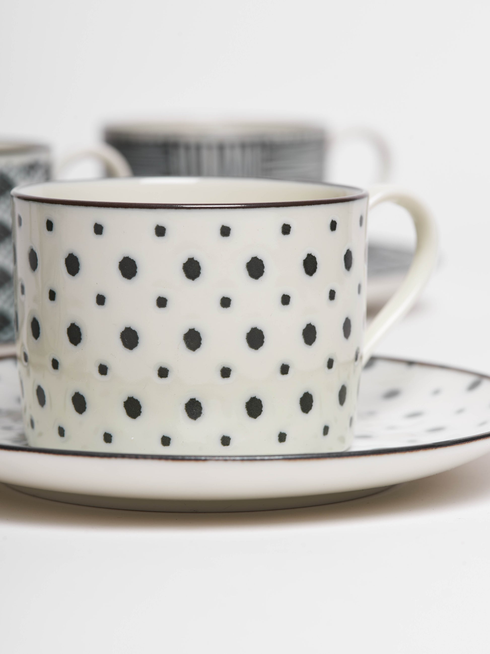 mino-ware-coffee-cup-and-plate-gift-set-of-5-6