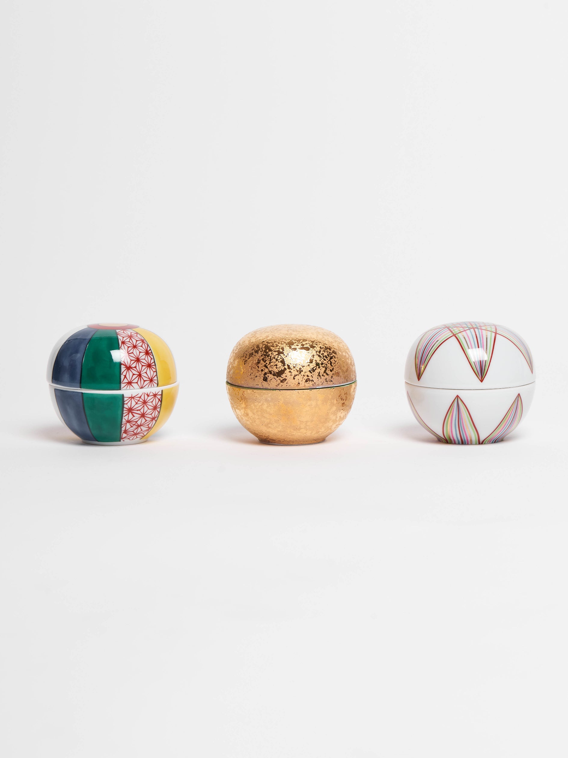 mino-ware-ceramic-temari-balloon-seasoning-container-small-bowl-with-lid-4