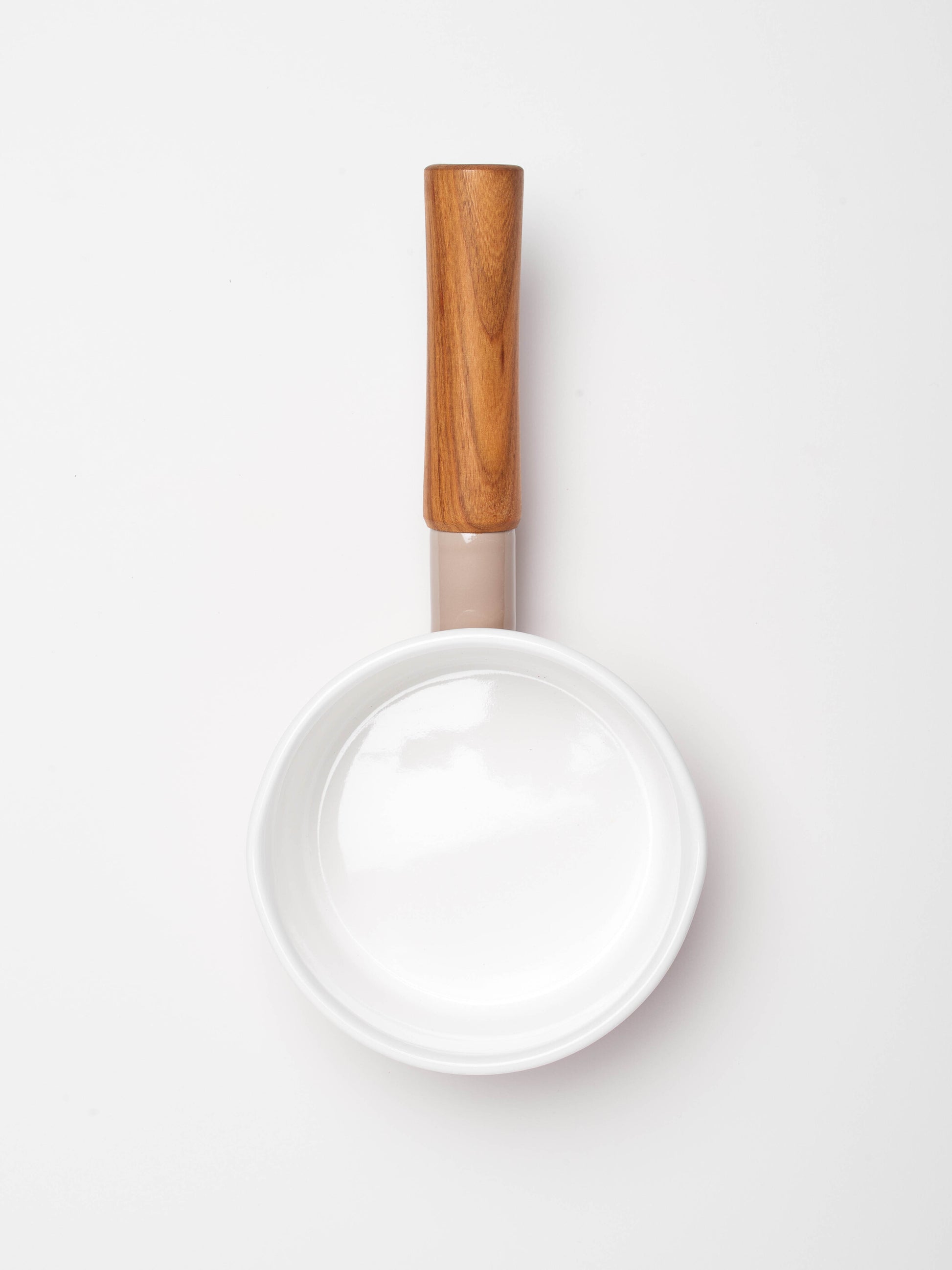 noda-horo-enamel-couleur-milk-pan-beige-2