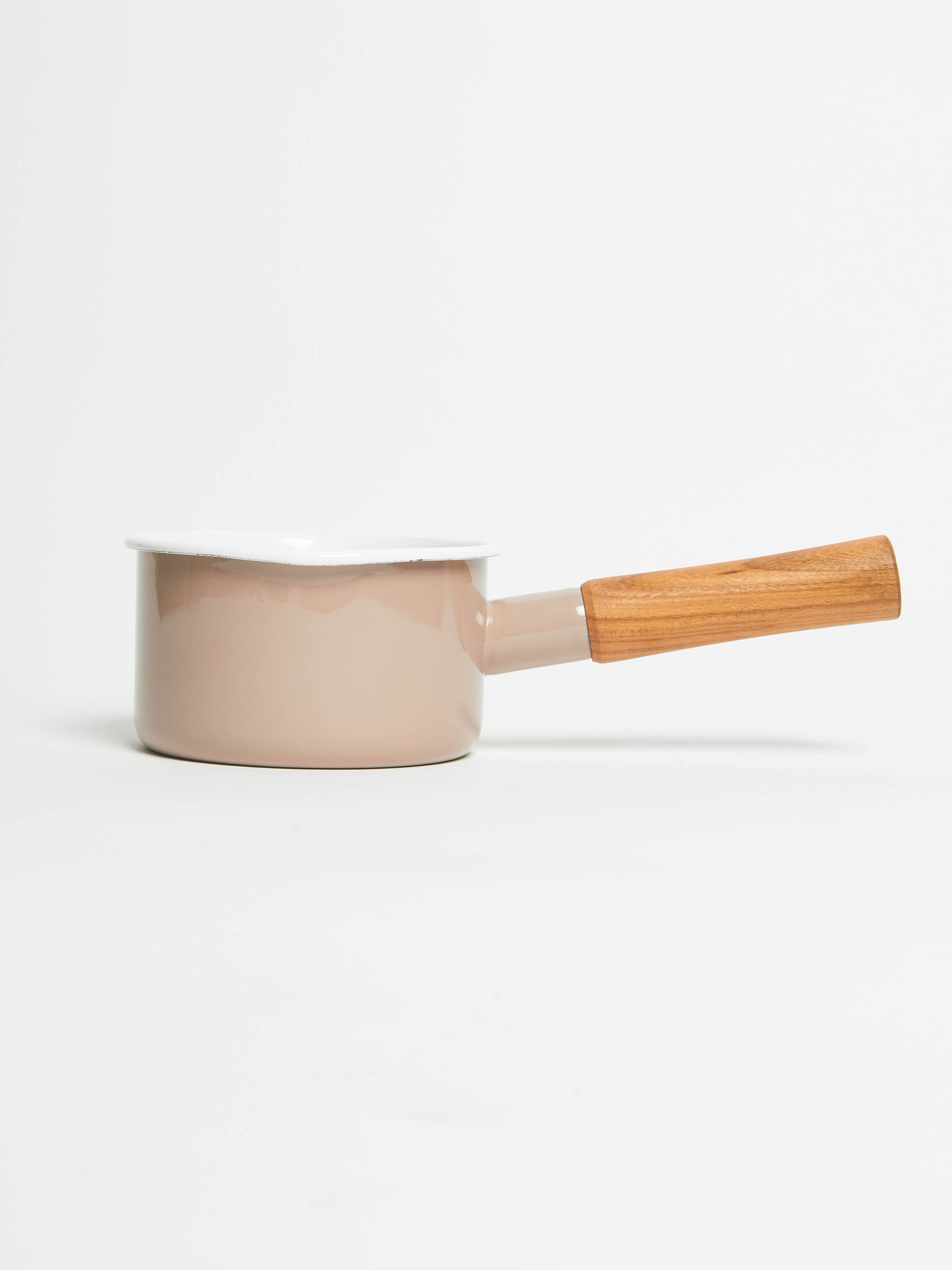 noda-horo-enamel-couleur-milk-pan-beige-1