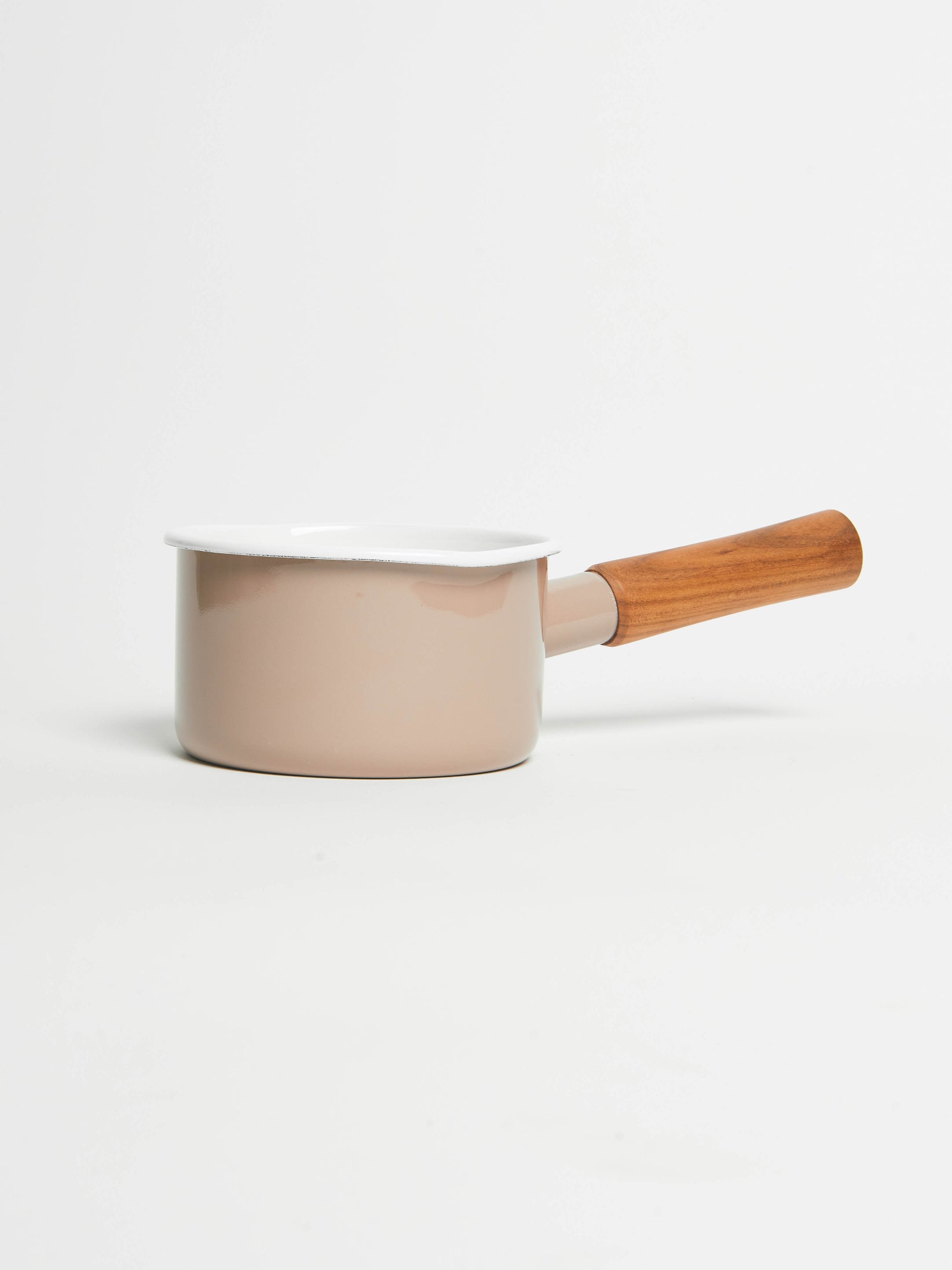 noda-horo-enamel-couleur-milk-pan-beige-5