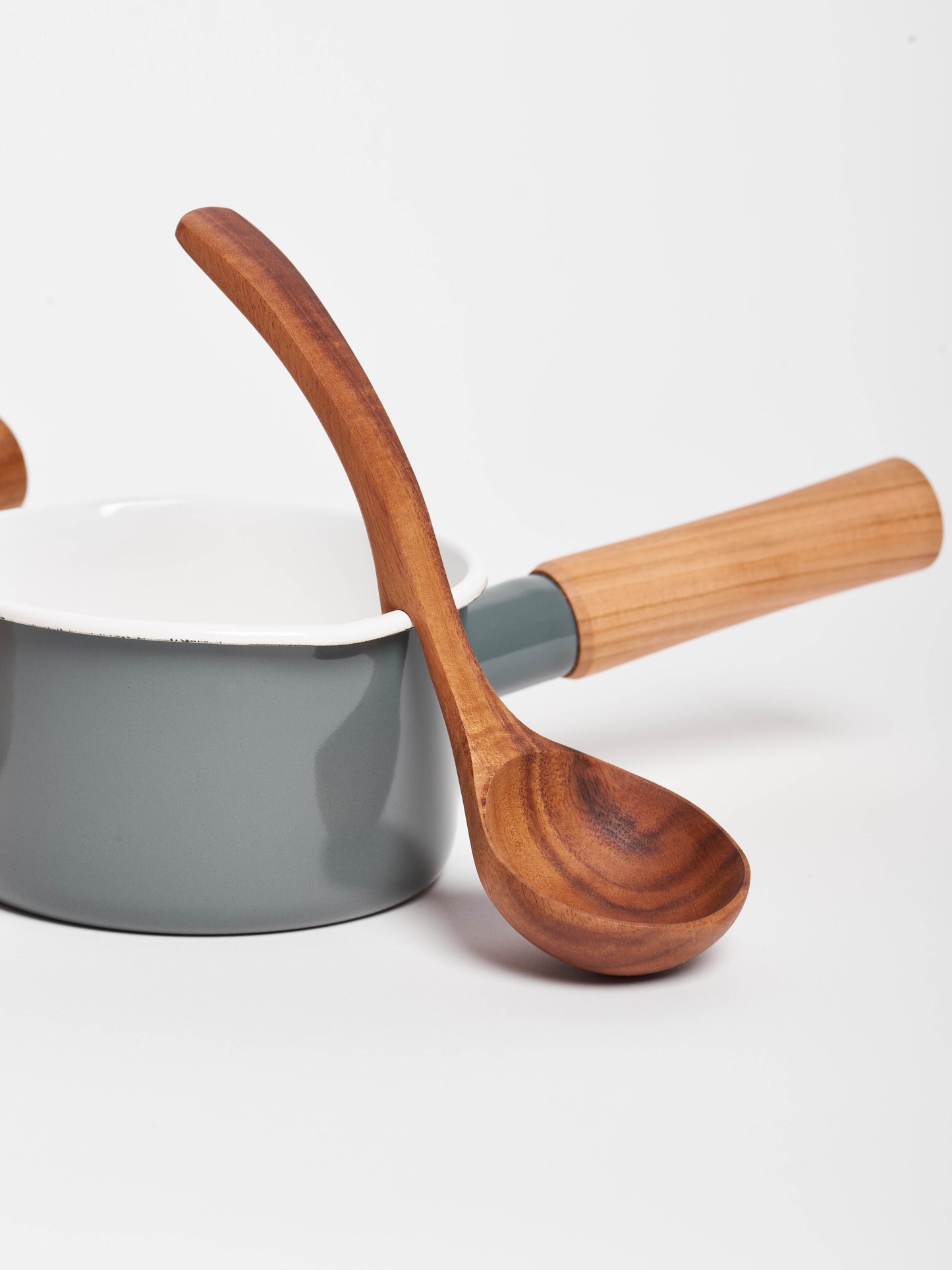 noda-horo-enamel-couleur-milk-pan-gray-4