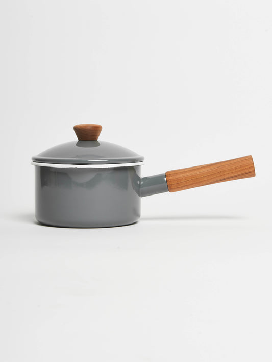 noda-horo-enamel-couleur-sauce-pans-with-lids-gray-1