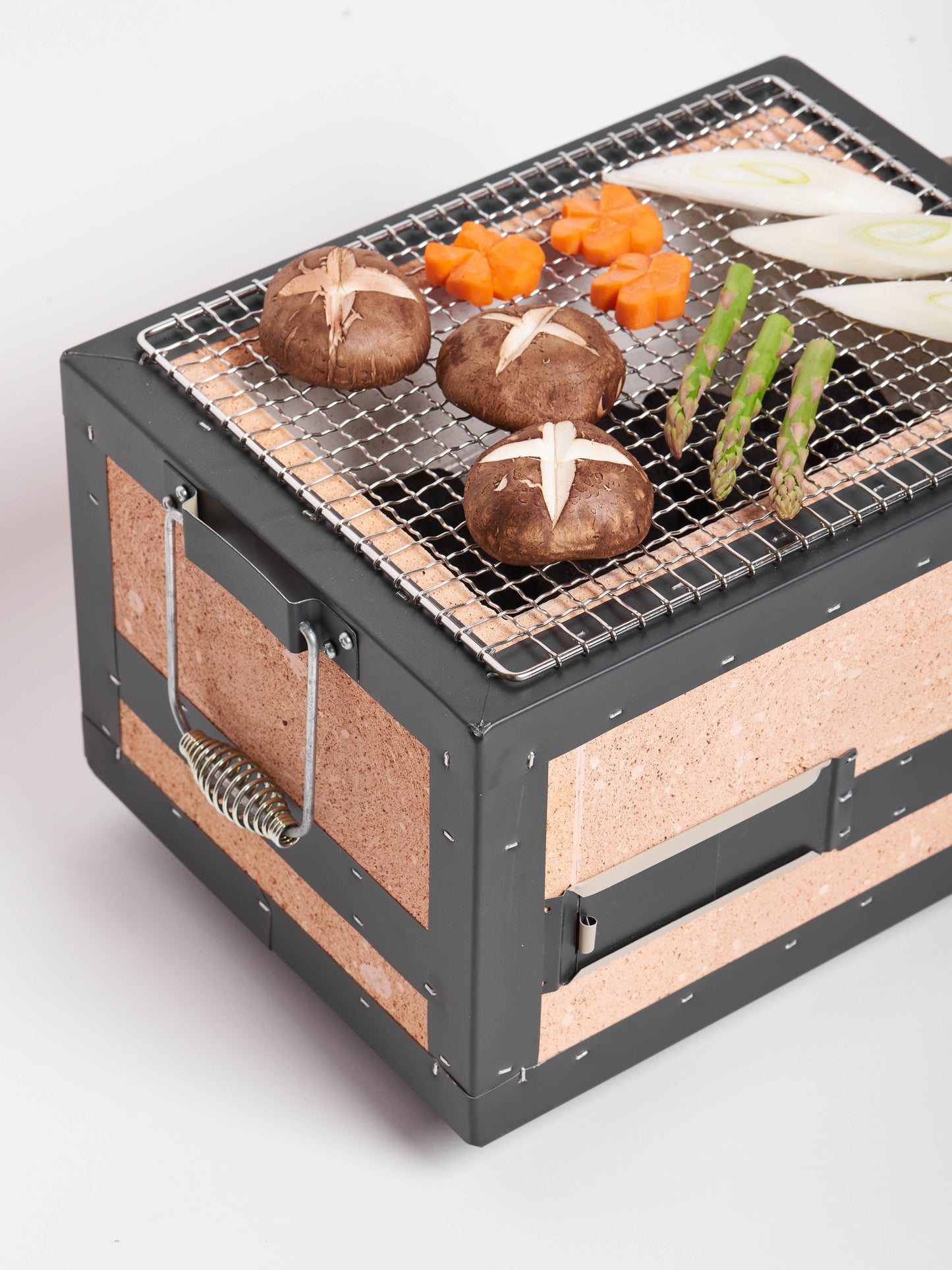 charcoal-bbq-grill-hibachi-medium-4