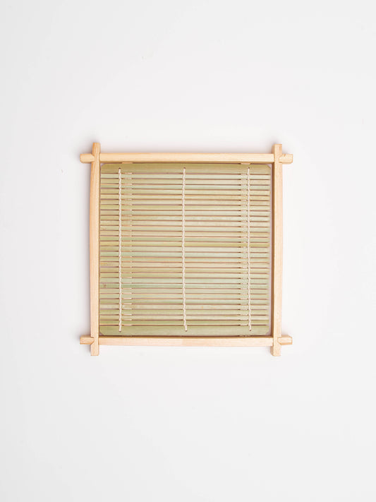 handcrafted-bamboo-soba-udon-noodle-square-tray-1