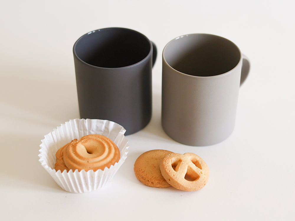 stoneware-mug-gray-2