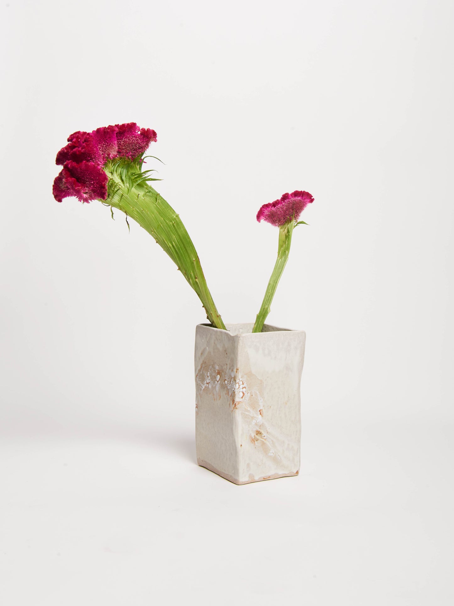 moriko-yokoyama-minimalist-tall-square-ceramic-vase-4
