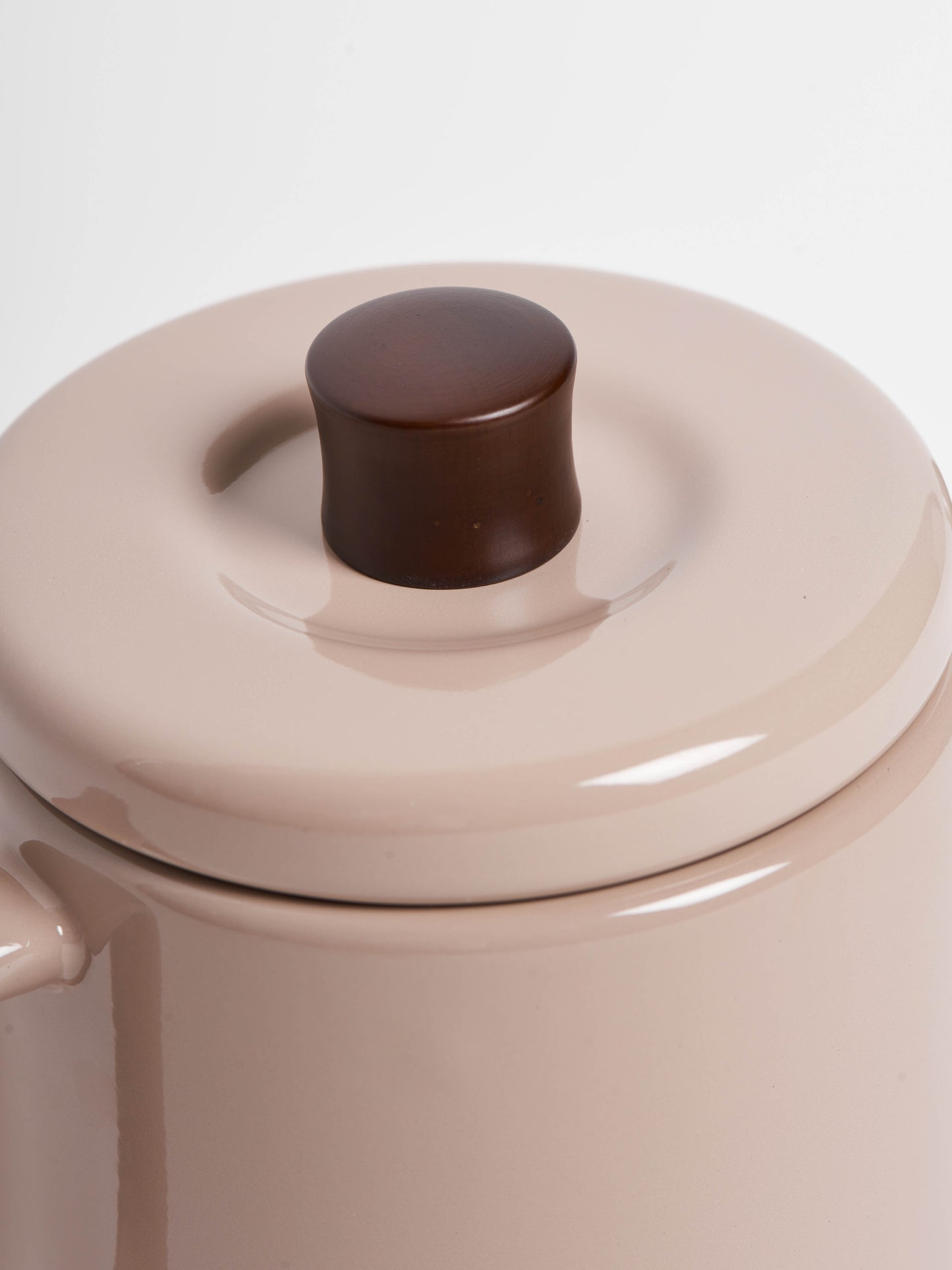 noda-horo-enamel-kettle-beige-2