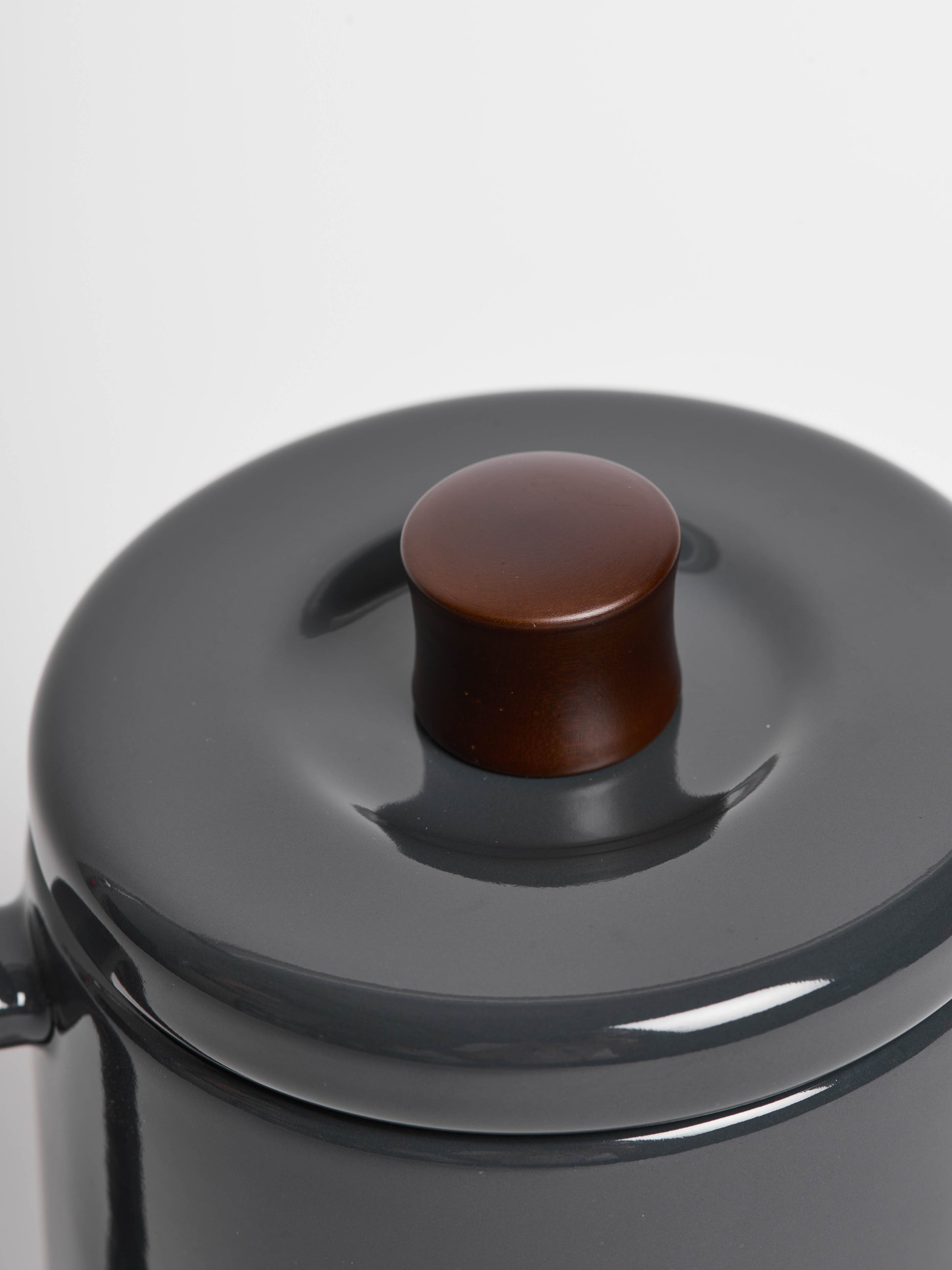 noda-horo-enamel-kettle-gray-3