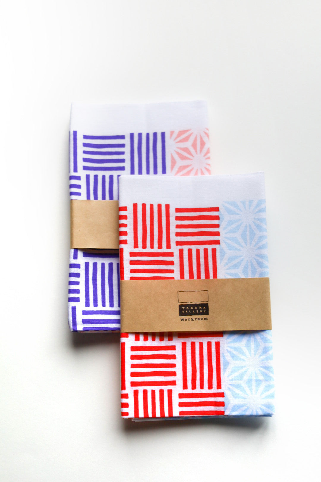 takara-gallery-workroom-traditional-gujo-hand-towel-100-cotton-japanese-tenugui-red-light-blue-4
