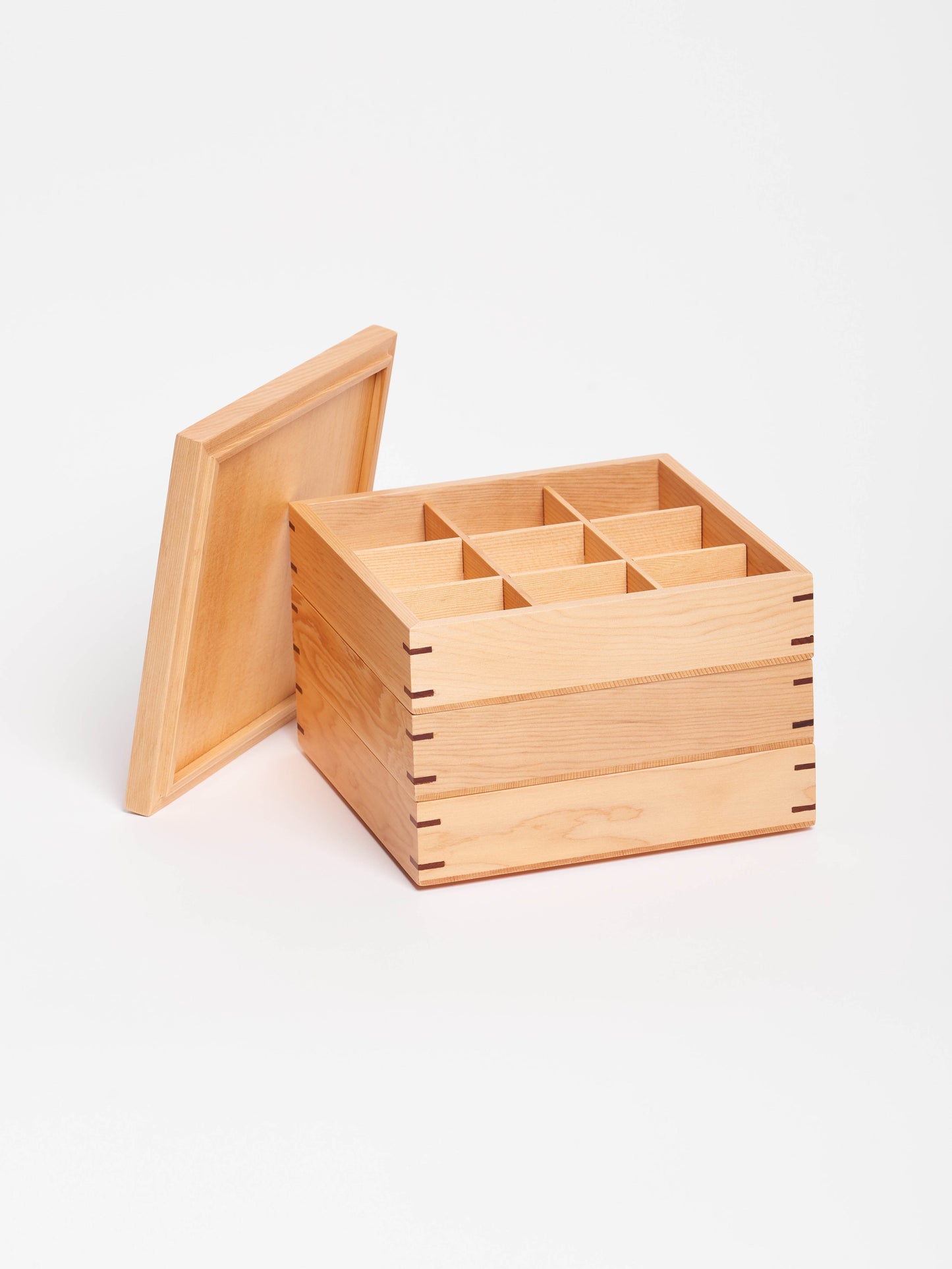 3-tiered-wooden-j-bako-bento-box-natural-1