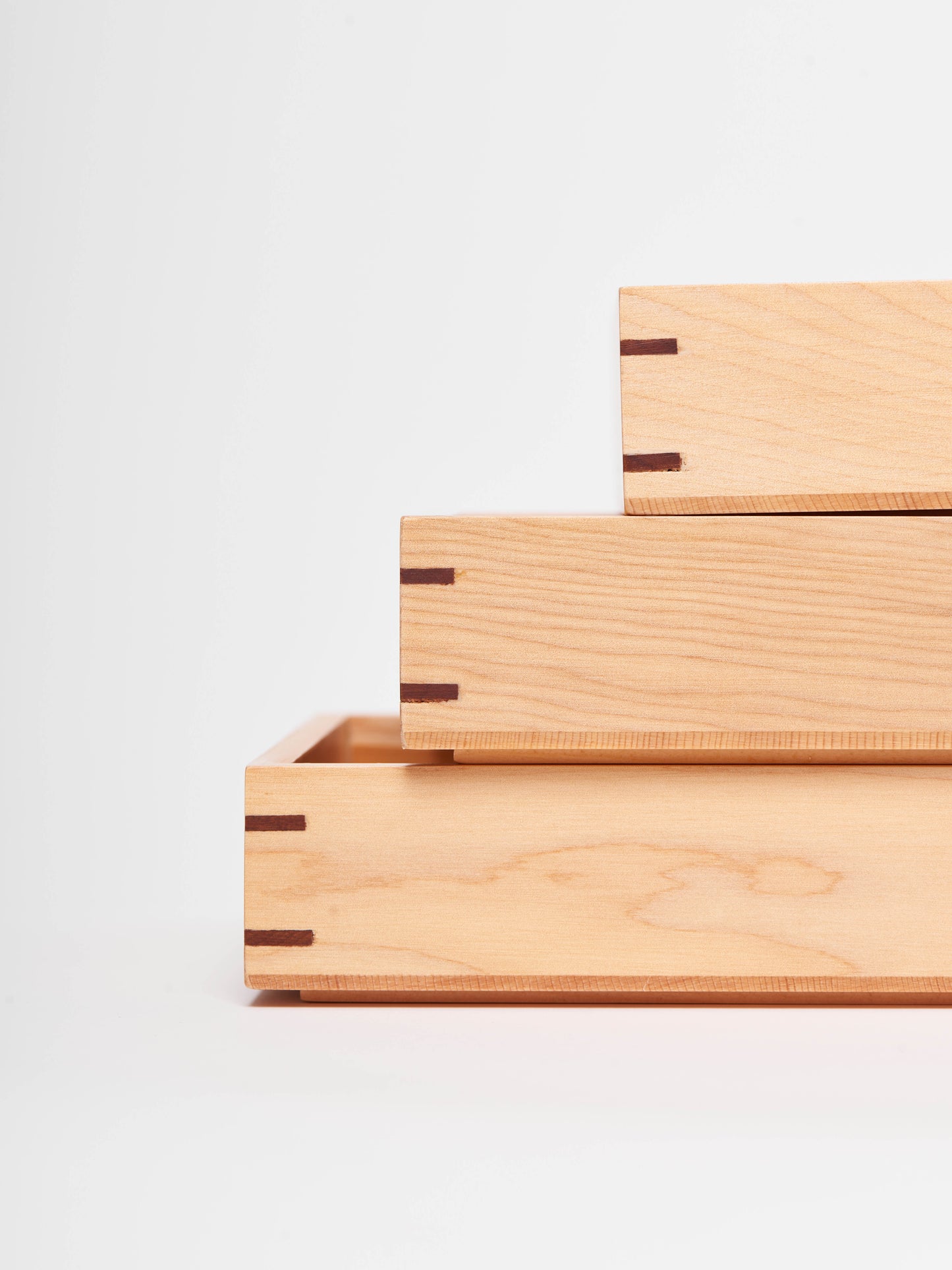 3-tiered-wooden-j-bako-bento-box-natural-2