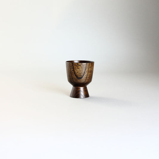 rokurosha-handcrafted-sake-cup-urushi-black-1