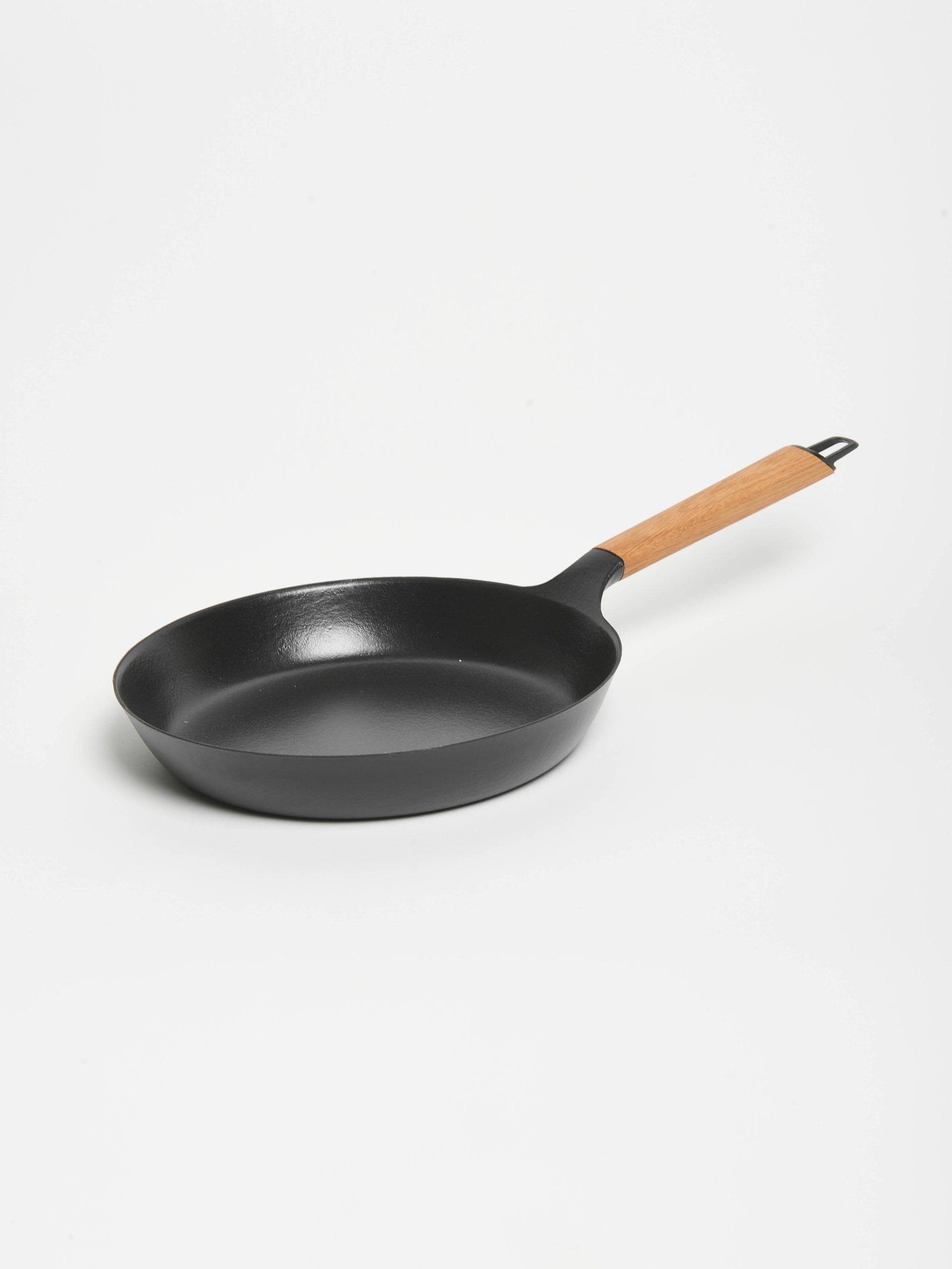 Vermicular Frying Pan 26cm Oak Cast Iron Enamel FP26-OK from Japan New