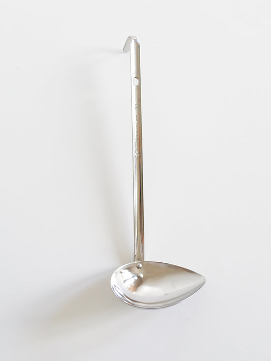 side-mouth-ladle-right-handed-50cc-1