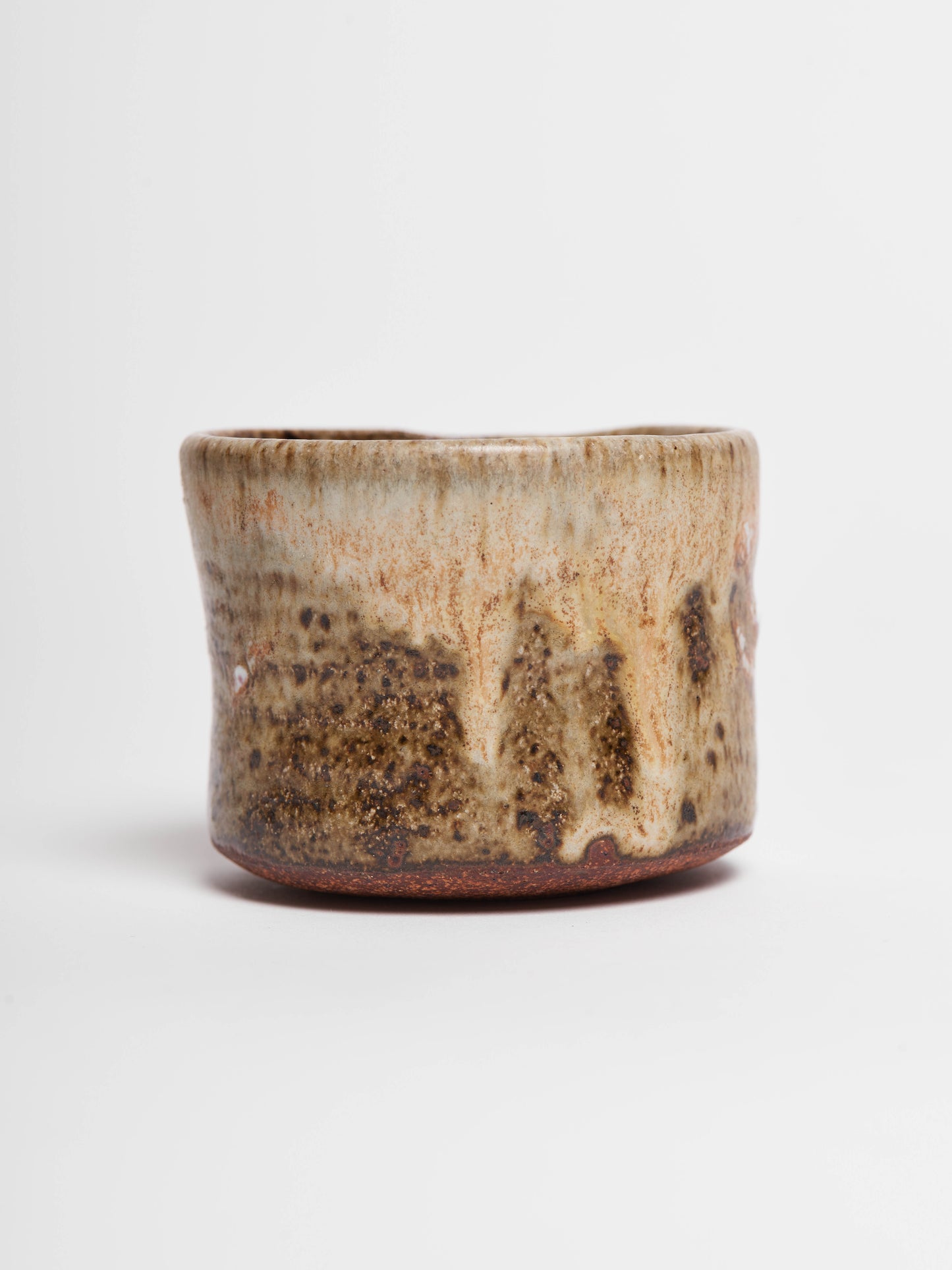 moriko-yokoyama-rustic-earthy-ceramic-sake-cup-1